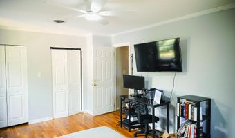 727 PEAR St, Dover, DE 19904