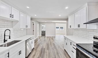 1794 Blossom Ln, Austell, GA 30168