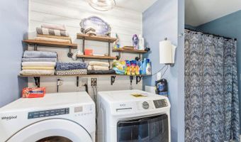 75 Marsh Rd, Belfast, ME 04915