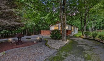 160 Ginsburg Cir, Albrightsville, PA 18210