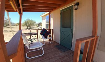8850 W Fountain Ranch Rd, Ash Fork, AZ 86320