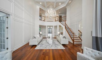 43582 OLD KINDERHOOK Dr, Ashburn, VA 20147