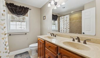 13 Scalise Dr, Columbia, CT 06237