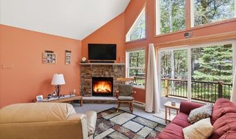 82 Timberlane Dr, Albrightsville, PA 18210