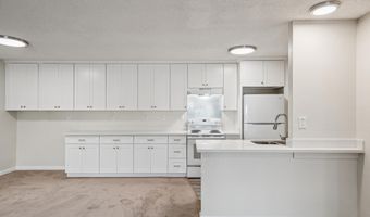 960 Shorepoint Ct 120, Alameda, CA 94501