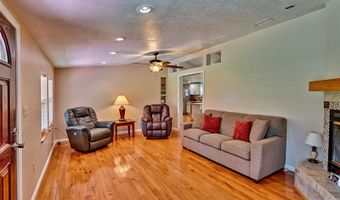 9810 SW 132ND St, Archer, FL 32618