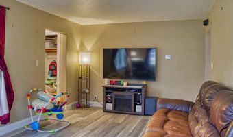 1702 S DOUGLAS St, Appleton, WI 54914