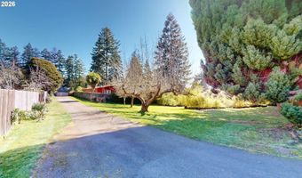 925 7TH St, Brookings, OR 97415
