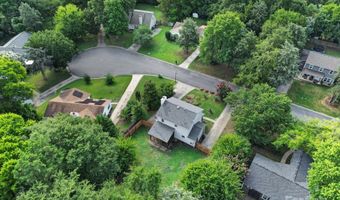 11818 Larkridge Ct, Charlotte, NC 28226