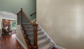 5712 Staely Ave, Affton, MO 63123