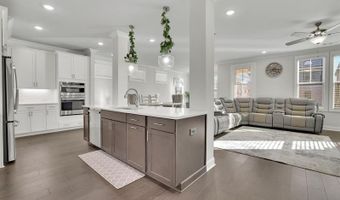 1070 Poppy Pte, Alpharetta, GA 30004