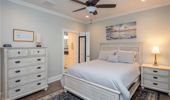 283 Broadway Ave, Newport, RI 02840