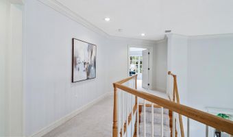 4831 26TH St N, Arlington, VA 22207