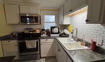 9 Roger St, Bangor, ME 04401