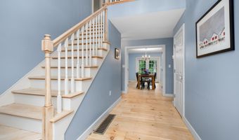 3528 Main St, Barnstable, MA 02630