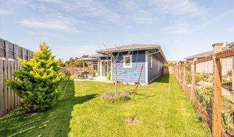 2638 CEDAR LOOP Dr, Bandon, OR 97411