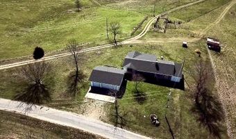 23537 Farm Road 2080, Aurora, MO 65605