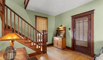 1518 Worden Ave, Alton, IL 62002