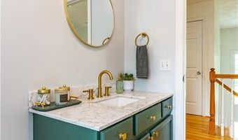 195 Oakland Beach Ave, Warwick, RI 02889