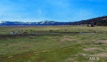10130 Round Valley Rd, Cascade, ID 83611