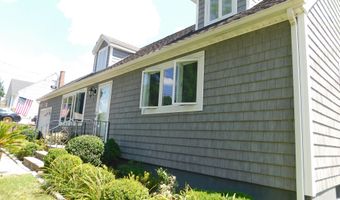 8 Tilden Rd, Danbury, CT 06810