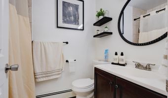 11 SUNSET Ave, Bayonne, NJ 07002