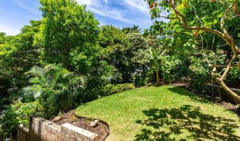 44-119 Kahinani Way D, Kaneohe, HI 96744