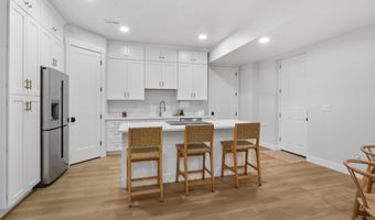 9558 N AVANYU Dr, Cedar Hills, UT 84062