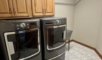 3563 Franklin Dr, Auburn, IN 46706