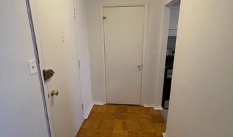 4343 CHERRY HILL Rd 201, Arlington, VA 22207