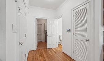 1496 Fallsbrook Ct NW, Acworth, GA 30101