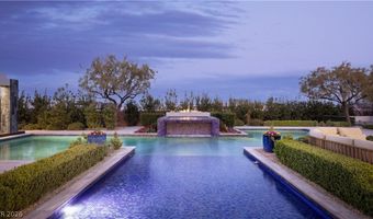 6 Bright Hollow Ct, Las Vegas, NV 89135