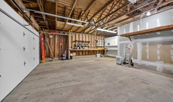 1260 JACKSON Ave SW, Bandon, OR 97411
