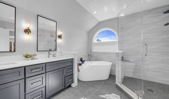 4 Isabella Ct, Atlantic Highlands, NJ 07716