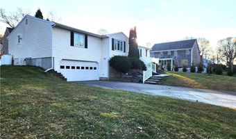 20 King St, Bristol, RI 02809