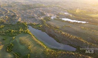 1555 Sadorus Hill Rd, Ashton, ID 83420