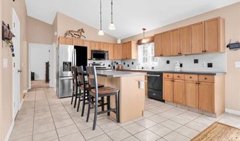 167 Vernon Dr, Glocester, RI 02814