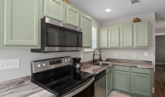 6007 Tyler St, Bay St. Louis, MS 39520