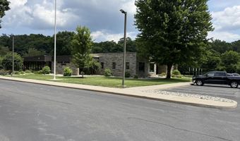 6 Airline Dr, Albany, NY 12205