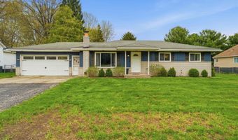 1032 Summer St, Algonac, MI 48001