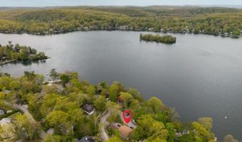 1052 Lakeside Dr E, Alloway, NJ 07422