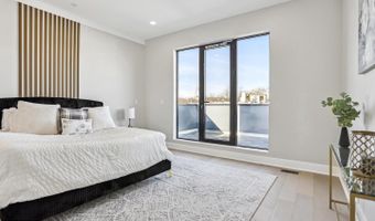 611 KENNEDY St NW #402, Washington, DC 20011