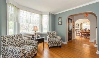 112 Main St, Bayonne, NJ 07035