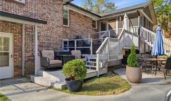 5080 Maryland Dr NW, Acworth, GA 30101