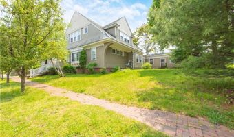14 Bartlett Ave, Cranston, RI 02905