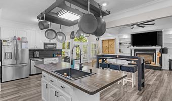 967 Five Points Rd, Barnesville, GA 30204