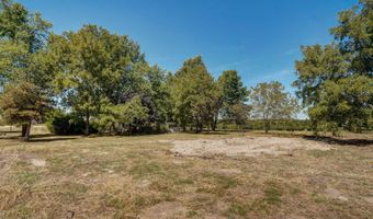 6896 N Farm Rd 1, Ash Grove, MO 65604