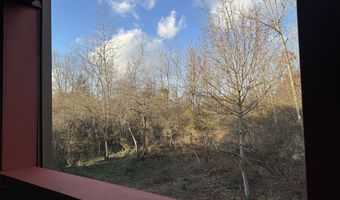 81 Montoya Dr 81, Branford, CT 06405