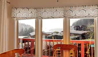 19921 WHALESHEAD Rd Unit T 1 T 1, Brookings, OR 97415