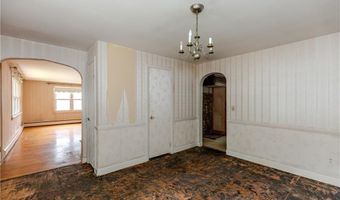 80 Westwood Rd, North Smithfield, RI 02896